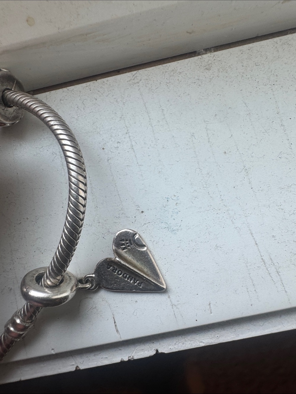 Pandora Paper Plane Heart